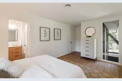 25 Stowe Ln, Menlo Park, CA 94025 - Photo 11