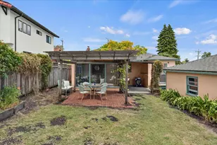 1453 Laurel St, Santa Cruz, CA 95060 - Photo 27