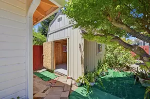 1654 D St, Hayward, CA 94541 - Photo 33