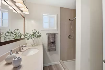 1654 D St, Hayward, CA 94541 - Photo 25