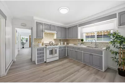 1654 D St, Hayward, CA 94541 - Photo 9