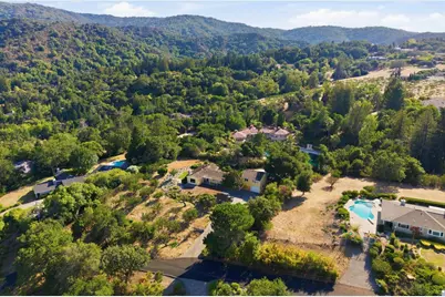 25900 Vinedo, Los Altos Hills, CA 94022 - Photo 49