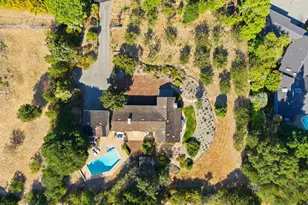 25900 Vinedo, Los Altos Hills, CA 94022 - Photo 47