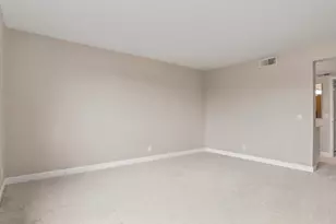 8493 Grenache Ct, San Jose, CA 95135 - Photo 11