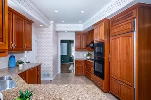 1877 Elizabeth St, San Carlos, CA 94070 - Photo 9