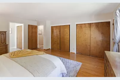 701 Christine Dr, Palo Alto, CA 94303 - Photo 25