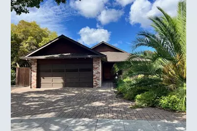 701 Christine Dr, Palo Alto, CA 94303 - Photo 1
