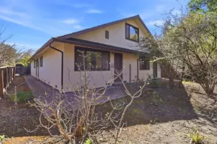 701 Christine Dr, Palo Alto, CA 94303 - Photo 49