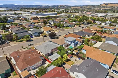 762 Portola Dr, San Leandro, CA 94578 - Photo 49