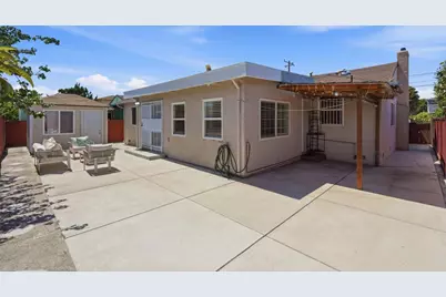 762 Portola Dr, San Leandro, CA 94578 - Photo 37