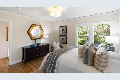 1386 Hillside Cir, Burlingame, CA 94010 - Photo 37