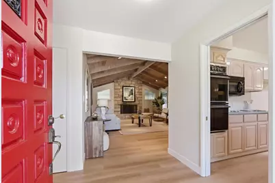 2260 Gunar Dr, San Jose, CA 95124 - Photo 3