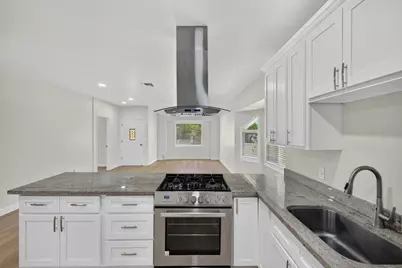 742 4th St, Hollister, CA 95023 - Photo 17