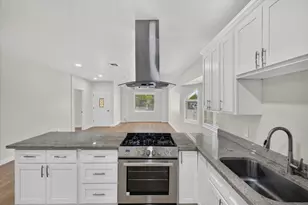 742 4th St, Hollister, CA 95023 - Photo 17