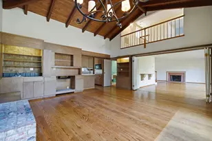 771 Center Dr, Palo Alto, CA 94301 - Photo 11