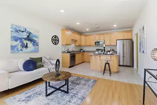 88 N Jackson Ave 403, San Jose, CA 95116 - Photo 9