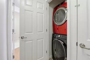 88 N Jackson Ave 403, San Jose, CA 95116 - Photo 25