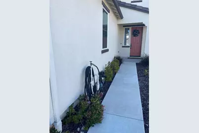 665 Tanoak Ct, Hollister, CA 95023 - Photo 3
