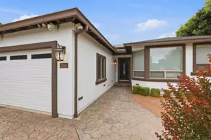 1008 El Toro Dr, Hollister, CA 95023 - Photo 5