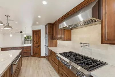 1008 El Toro Dr, Hollister, CA 95023 - Photo 15