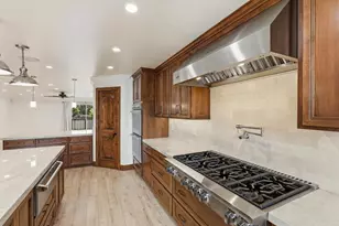 1008 El Toro Dr, Hollister, CA 95023 - Photo 15