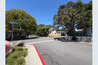 702 Beverly Ave, Capitola, CA 95010 - Photo 49