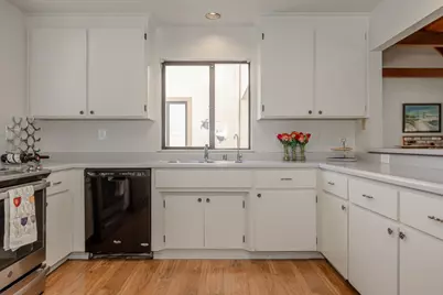 702 Beverly Ave, Capitola, CA 95010 - Photo 19