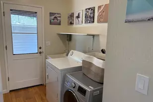702 Beverly Ave, Capitola, CA 95010 - Photo 23