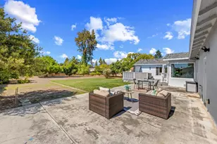 1555 Benton St, Santa Clara, CA 95050 - Photo 19