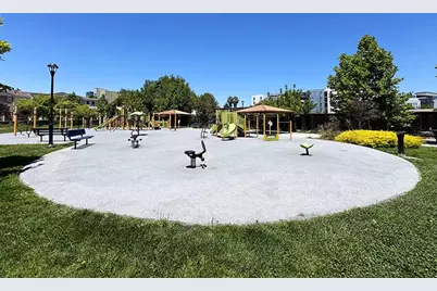 571 Odyssey Ln, Milpitas, CA 95035 - Photo 23
