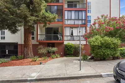 250 Whitmore St 104, Oakland, CA 94611 - Photo 39