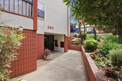 250 Whitmore St 104, Oakland, CA 94611 - Photo 37