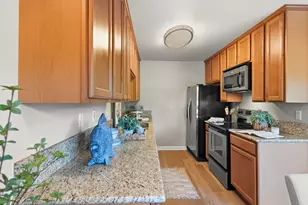 300 Glenwood Cir 186, Monterey, CA 93940 - Photo 5