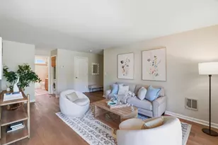 300 Glenwood Cir 186, Monterey, CA 93940 - Photo 3