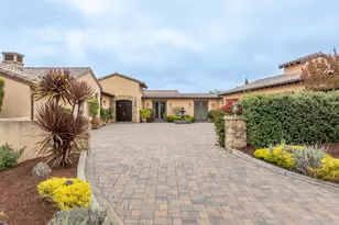 500 Belavida Rd, Monterey, CA 93940 - Photo 3