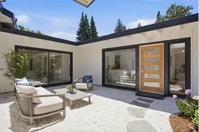 65 Kirby Pl, Palo Alto, CA 94301 - Photo 7