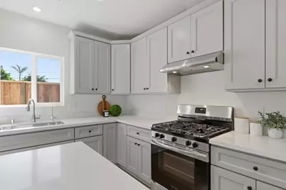 13014 Pfeifle Ave, San Jose, CA 95111 - Photo 11