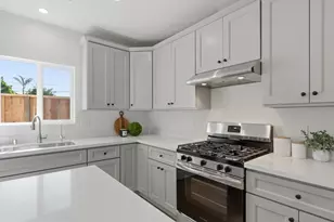 13014 Pfeifle Ave, San Jose, CA 95111 - Photo 11