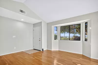 1037 Olympic Ln, Seaside, CA 93955 - Photo 5