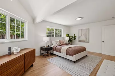 852 Ross Ct, Palo Alto, CA 94303 - Photo 17