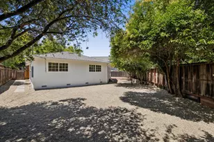 852 Ross Ct, Palo Alto, CA 94303 - Photo 29