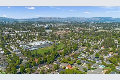 822 Elmira Dr, Sunnyvale, CA 94087 - Photo 39
