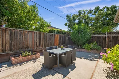 822 Elmira Dr, Sunnyvale, CA 94087 - Photo 33
