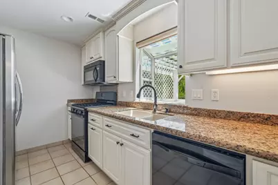 12007 Torrey Pines Dr, Auburn, CA 95602 - Photo 7