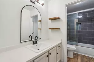 1555 Hecker Pass Rd E201, Gilroy, CA 95020 - Photo 9