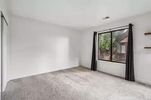 1555 Hecker Pass Rd E201, Gilroy, CA 95020 - Photo 9