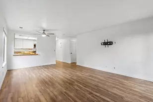 1555 Hecker Pass Rd E201, Gilroy, CA 95020 - Photo 5