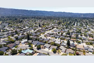 2477 Rossotto Dr, San Jose, CA 95130 - Photo 5