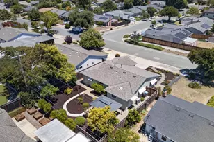 2477 Rossotto Dr, San Jose, CA 95130 - Photo 31