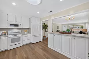 2477 Rossotto Dr, San Jose, CA 95130 - Photo 15